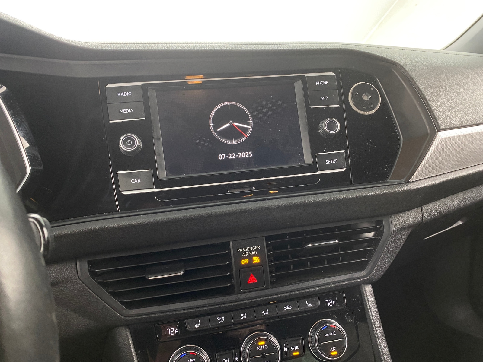 Thumbnail: 2019 Volkswagen Jetta - 3