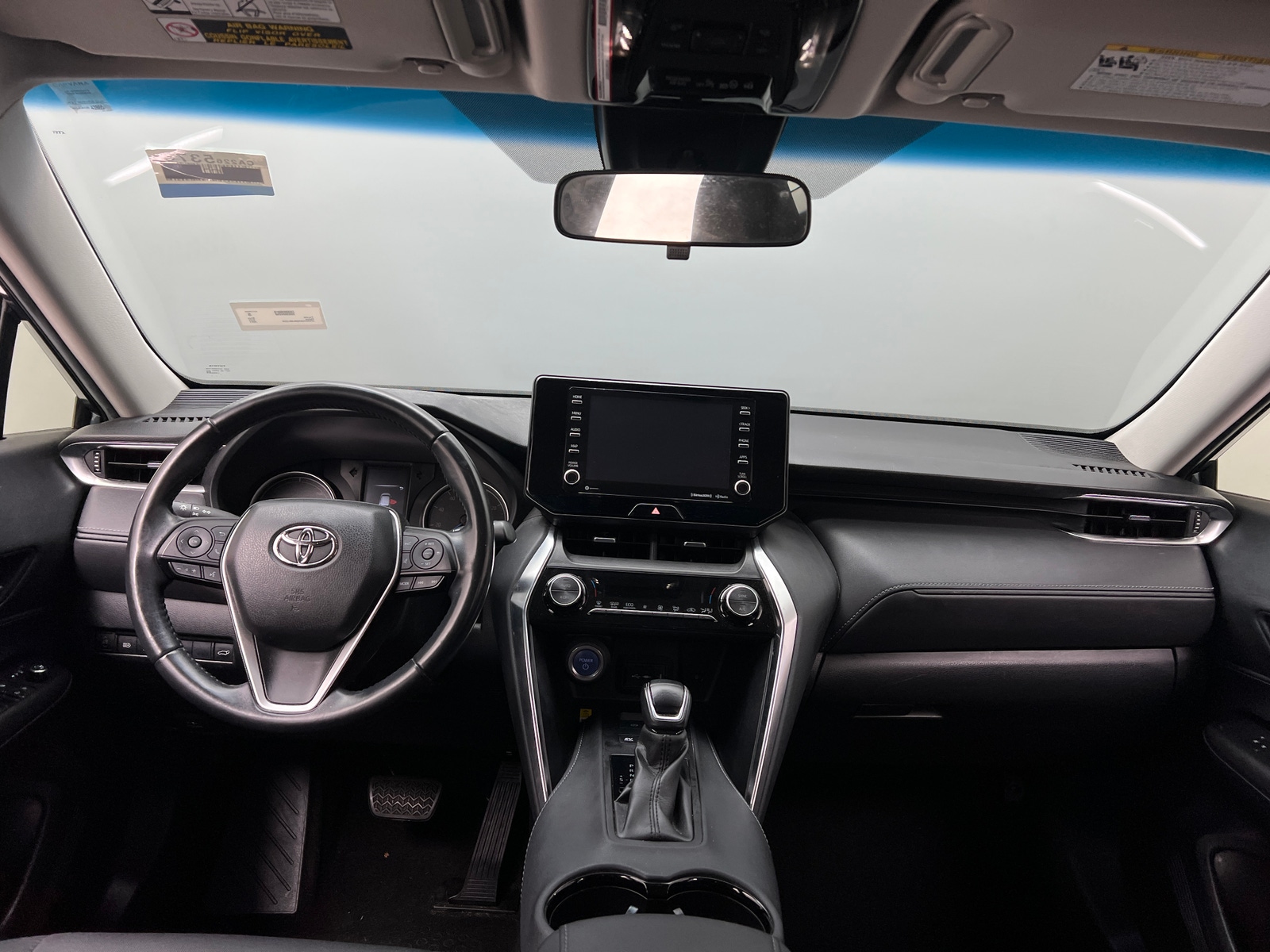 Thumbnail: 2021 Toyota Venza - 3