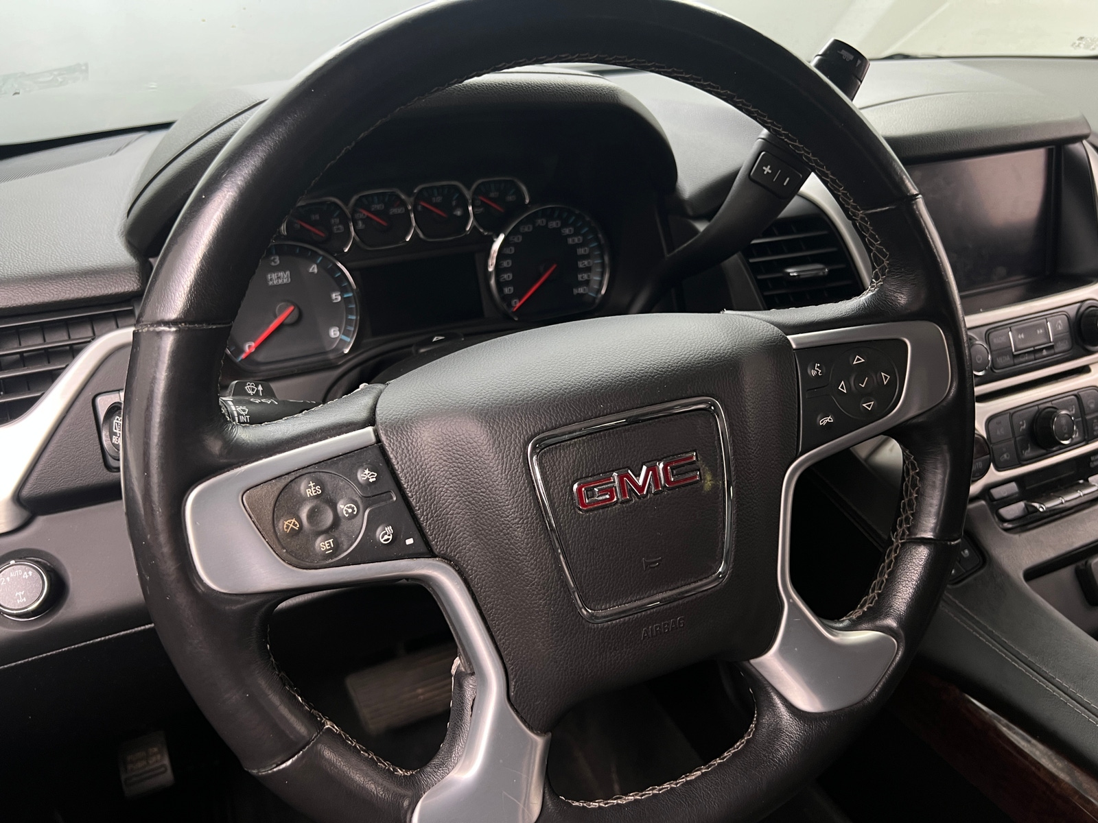 Thumbnail: 2020 GMC Yukon - 4