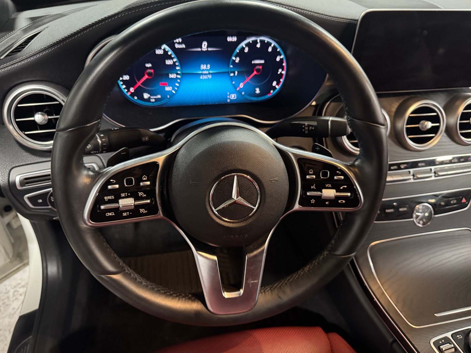 Thumbnail: 2020 Mercedes-Benz C-Class - 4