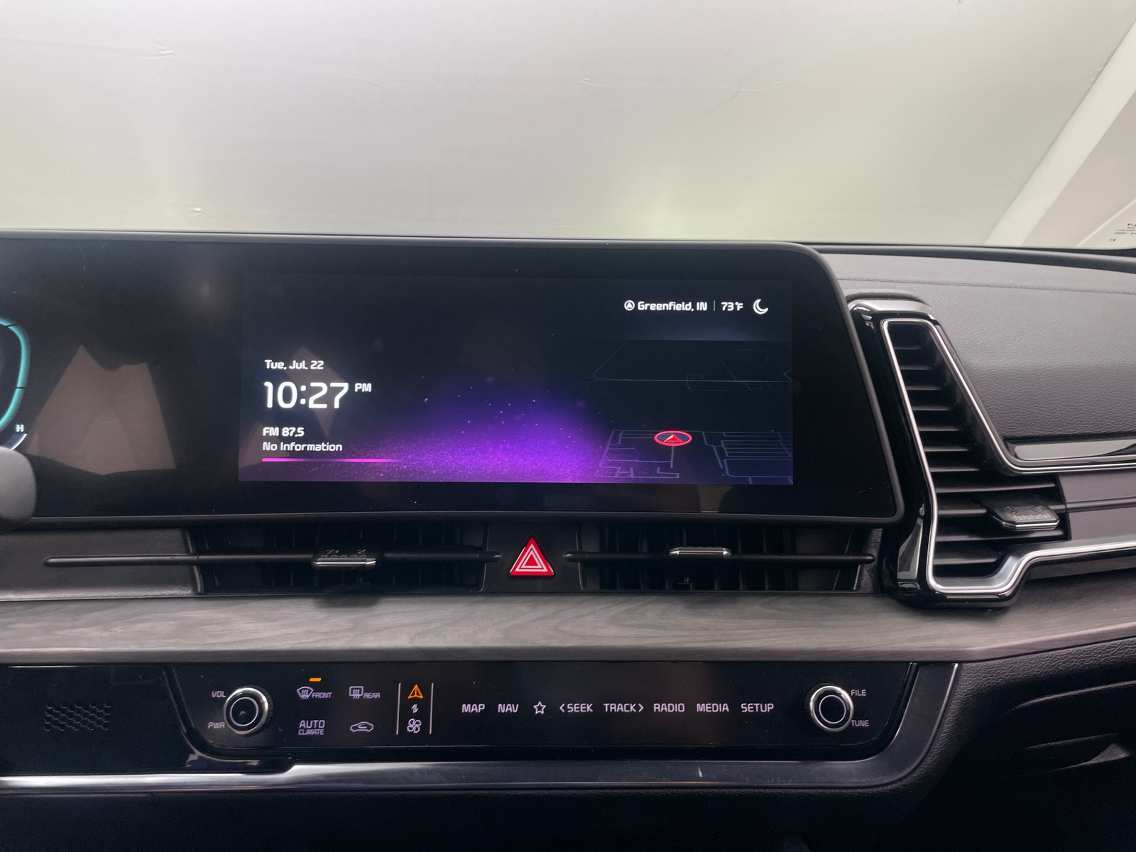 Thumbnail: 2023 Kia Sportage - 3