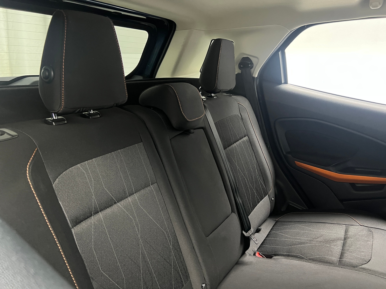 Thumbnail: 2021 Ford EcoSport - 6