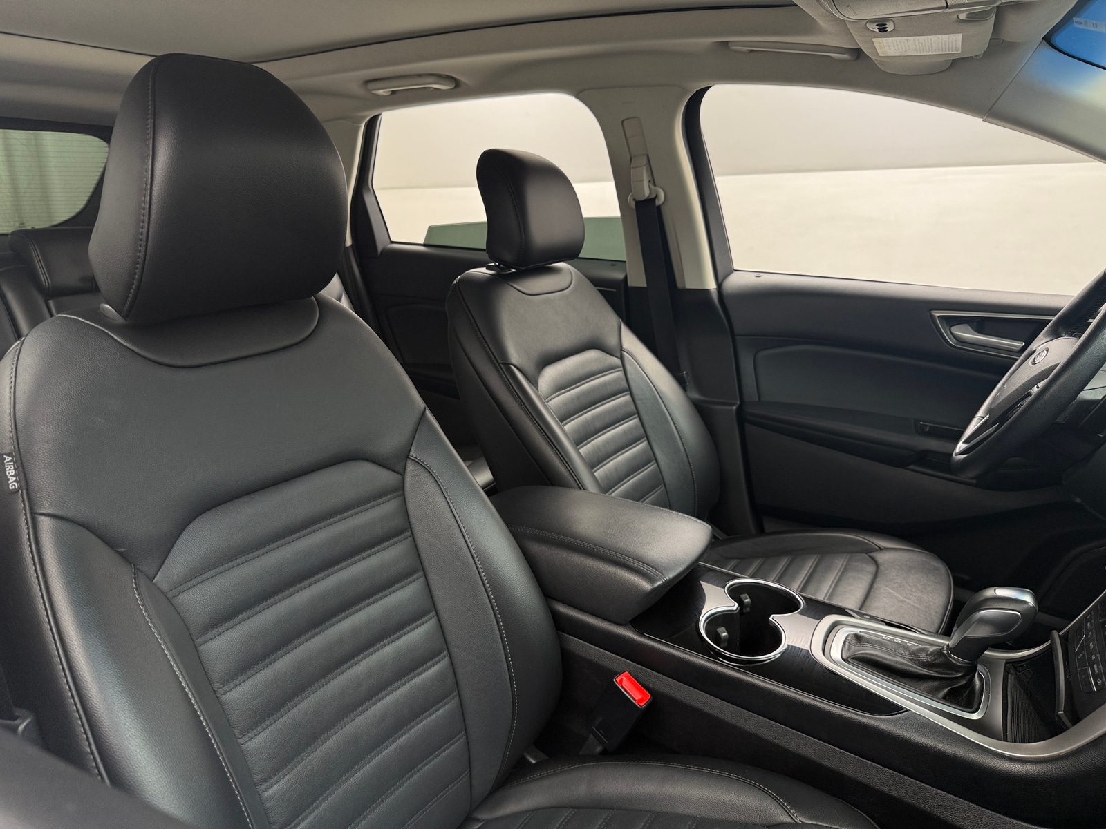Thumbnail: 2016 Ford Edge - 2