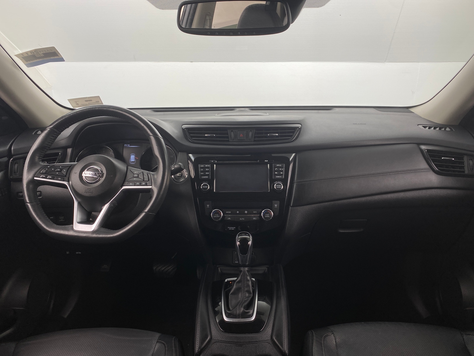 Thumbnail: 2017 Nissan Rogue - 2