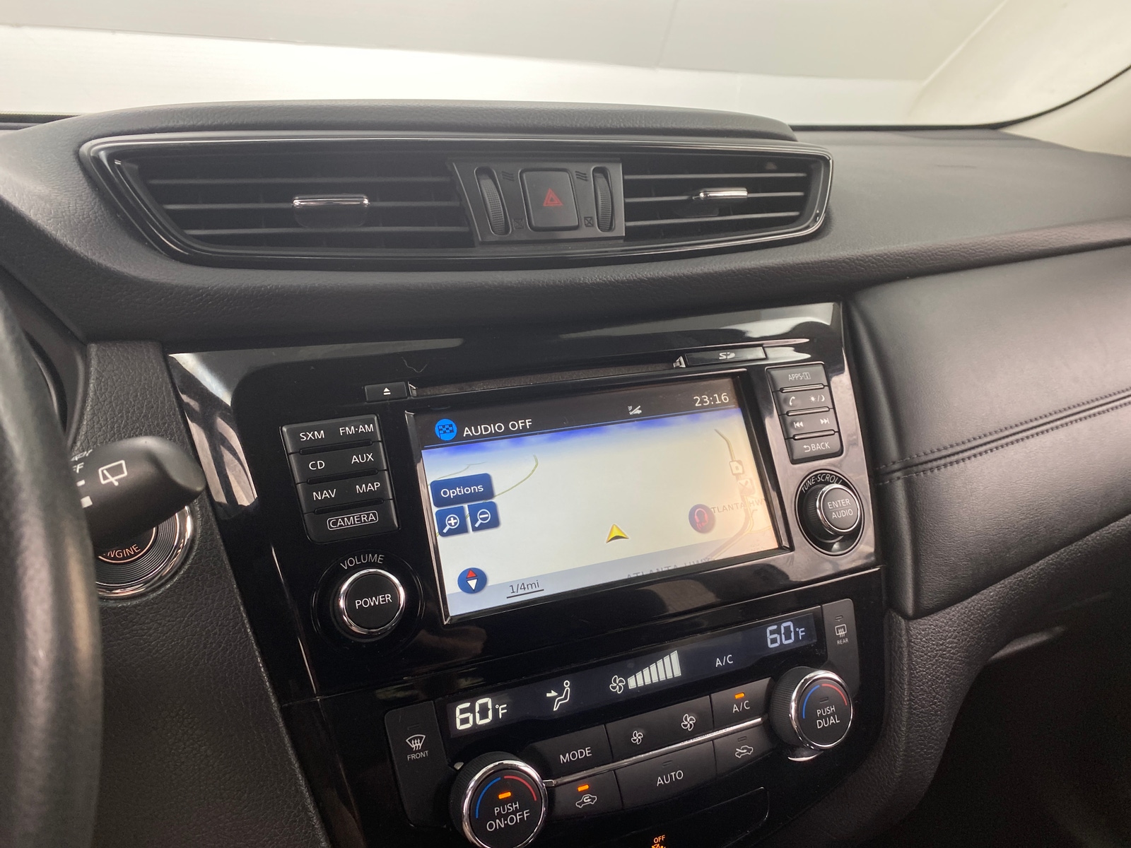 Thumbnail: 2017 Nissan Rogue - 3