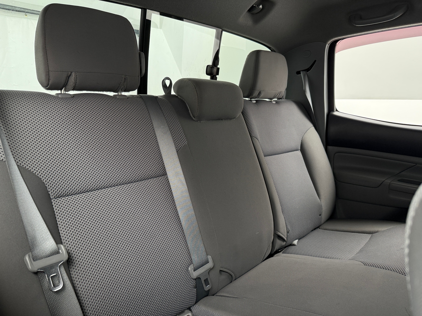Thumbnail: 2015 Toyota Tacoma - 6