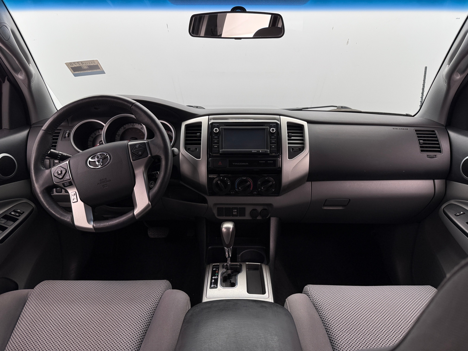 Thumbnail: 2015 Toyota Tacoma - 3