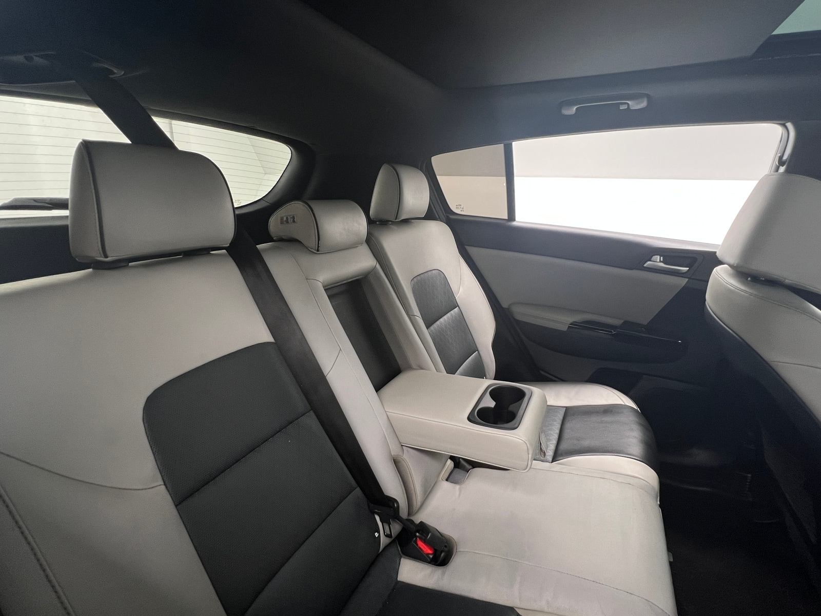 Thumbnail: 2017 Kia Sportage - 5