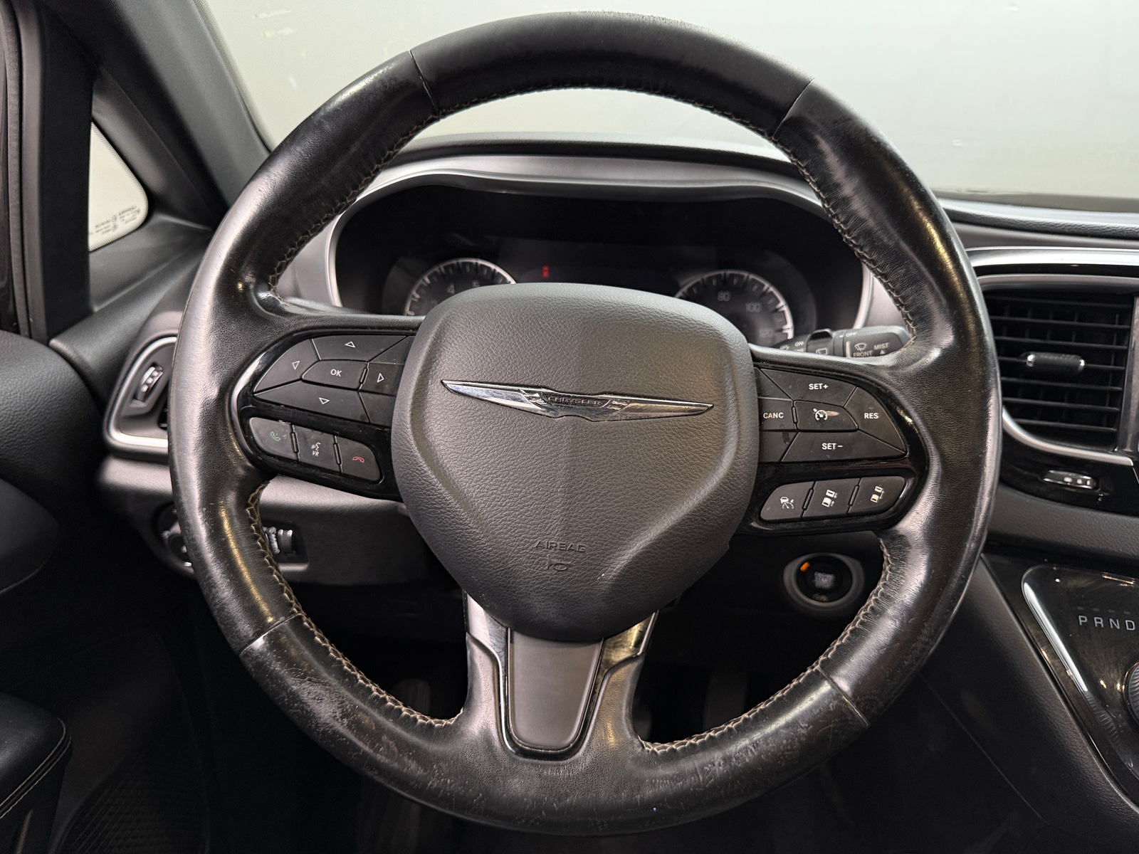 Thumbnail: 2019 Chrysler Pacifica - 4
