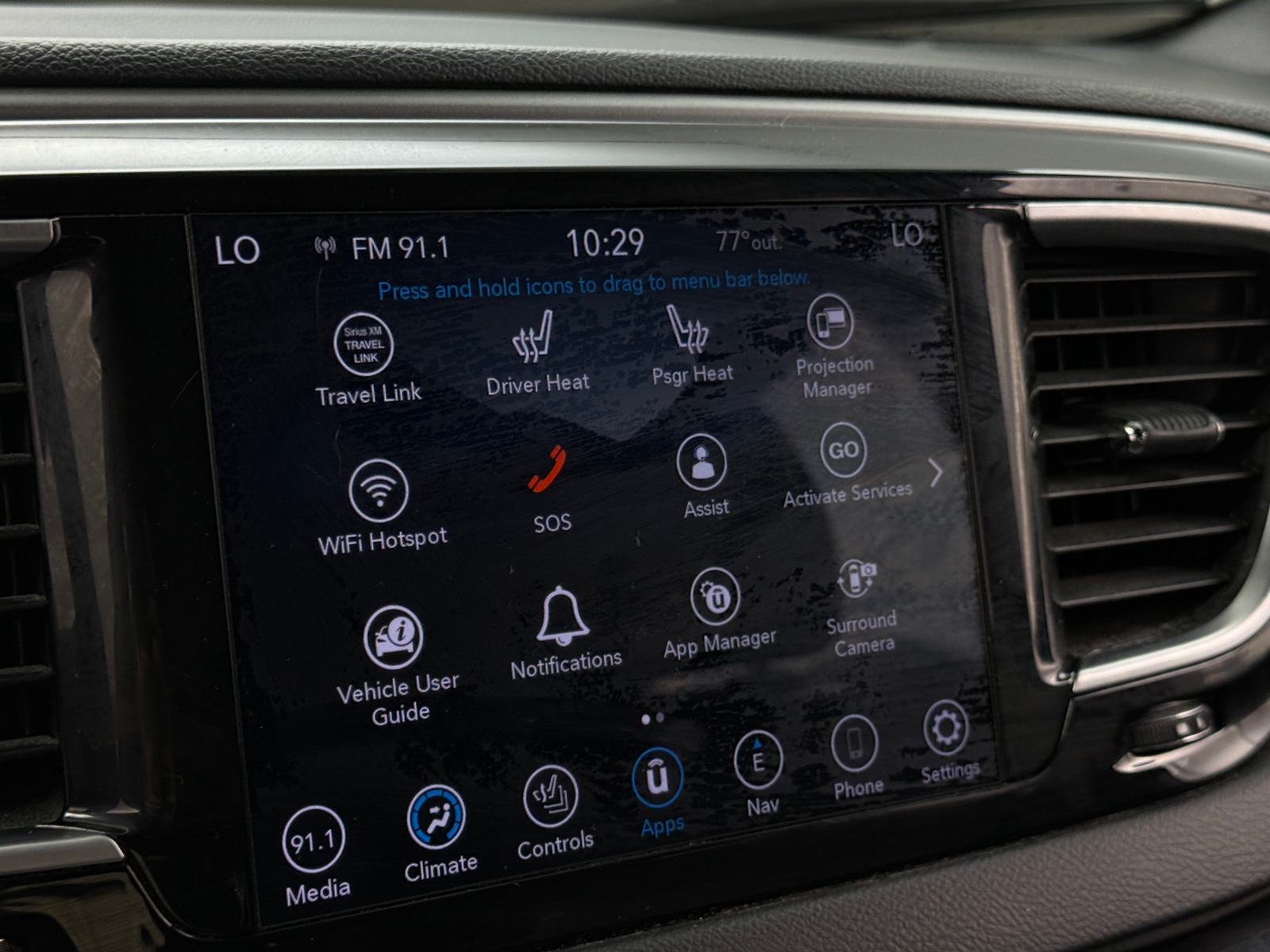 Thumbnail: 2019 Chrysler Pacifica - 3