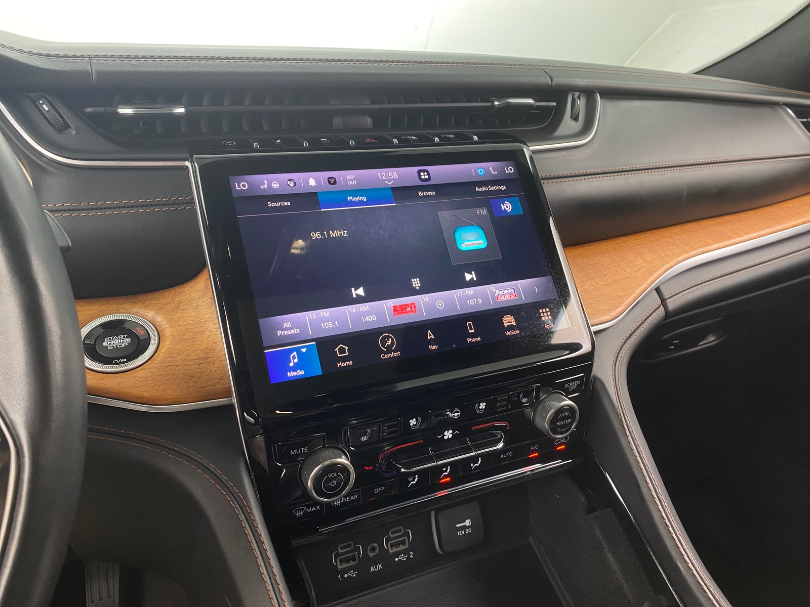 Thumbnail: 2021 Jeep Grand Cherokee L - 3