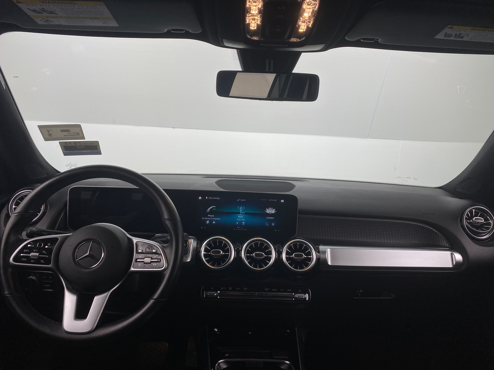 Thumbnail: 2020 Mercedes-Benz GLB - 2