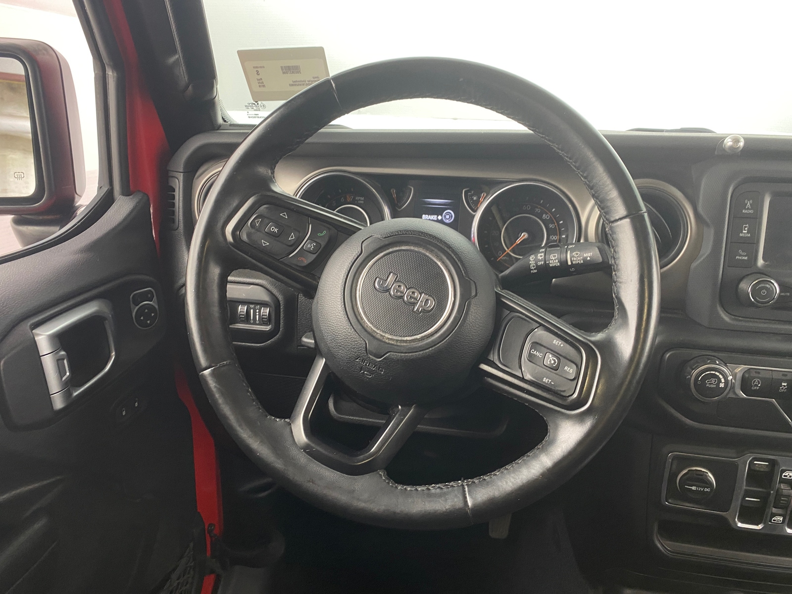 Thumbnail: 2019 Jeep Wrangler - 5