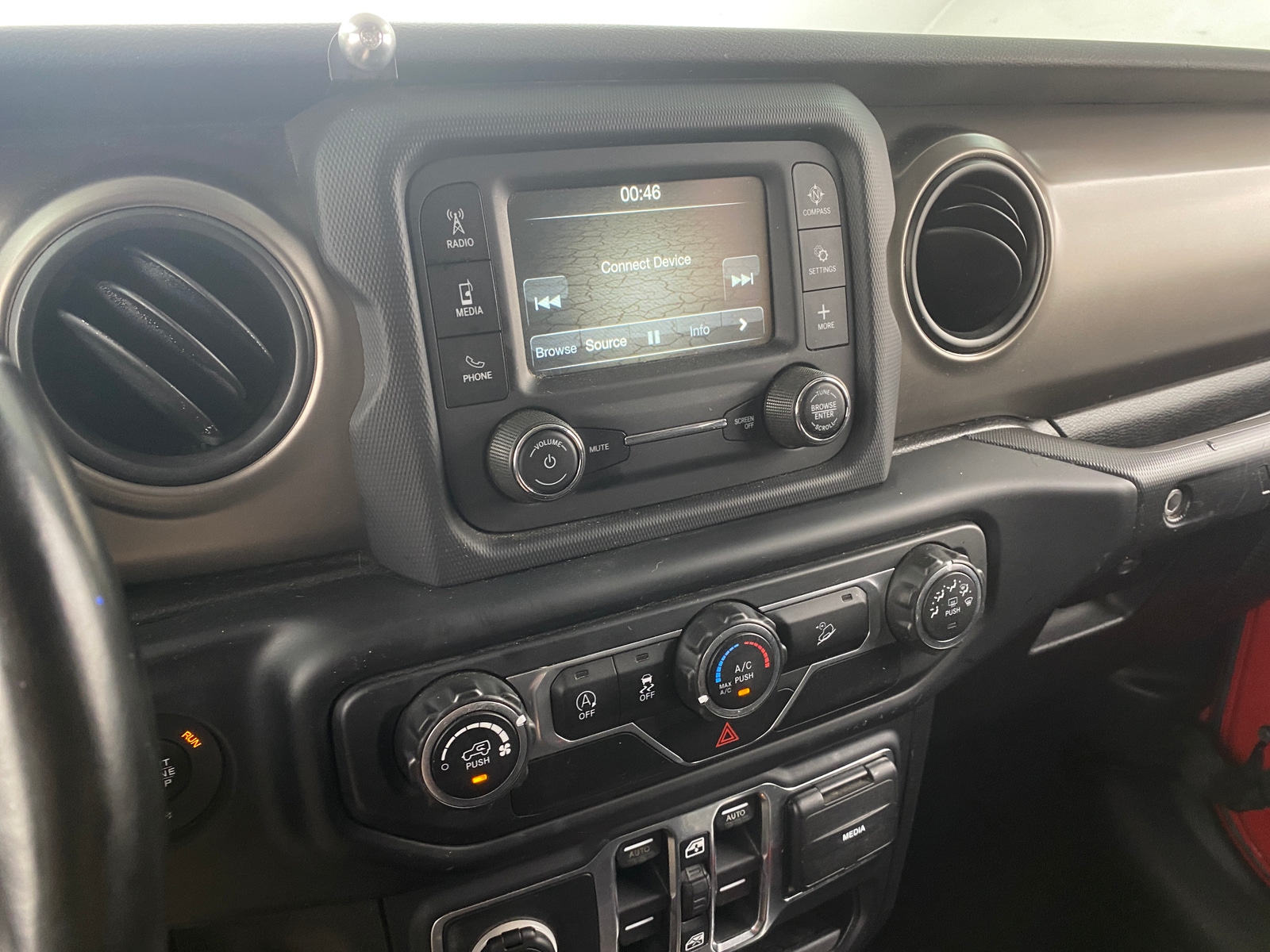 Thumbnail: 2019 Jeep Wrangler - 4