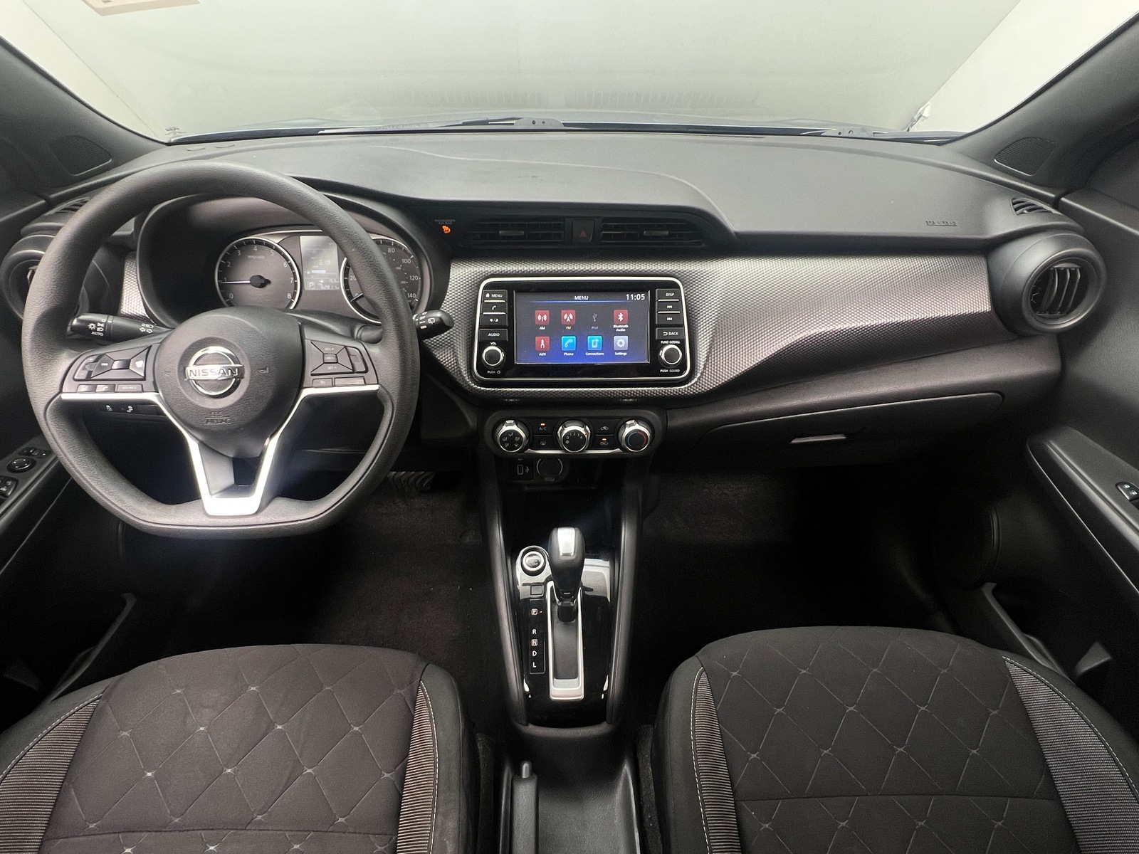 Thumbnail: 2020 Nissan Kicks - 3