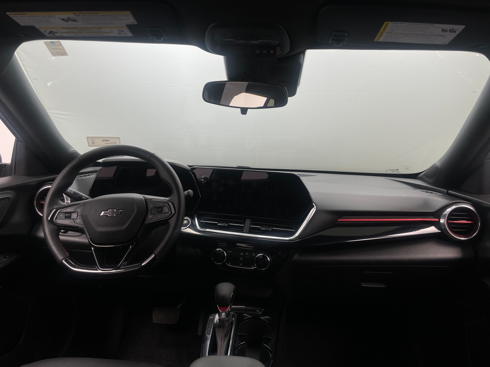 Thumbnail: 2024 Chevrolet Trax - 3