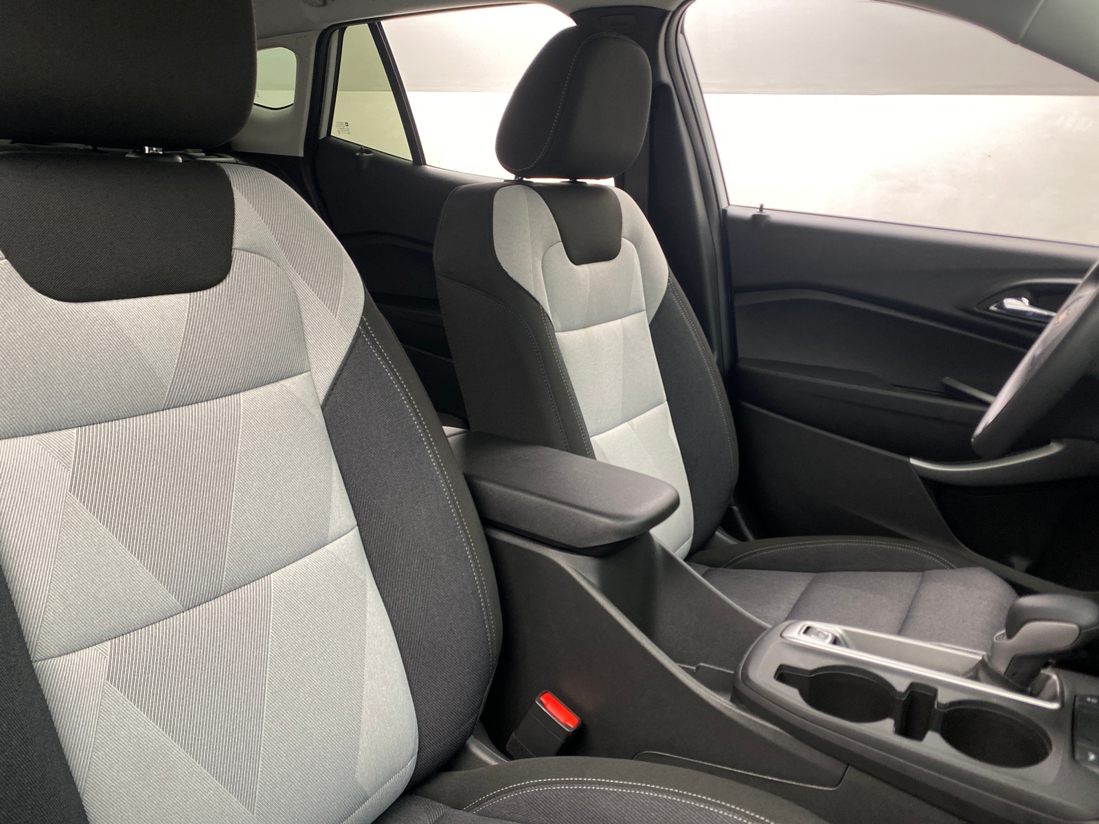 Thumbnail: 2025 Chevrolet Trax - 2