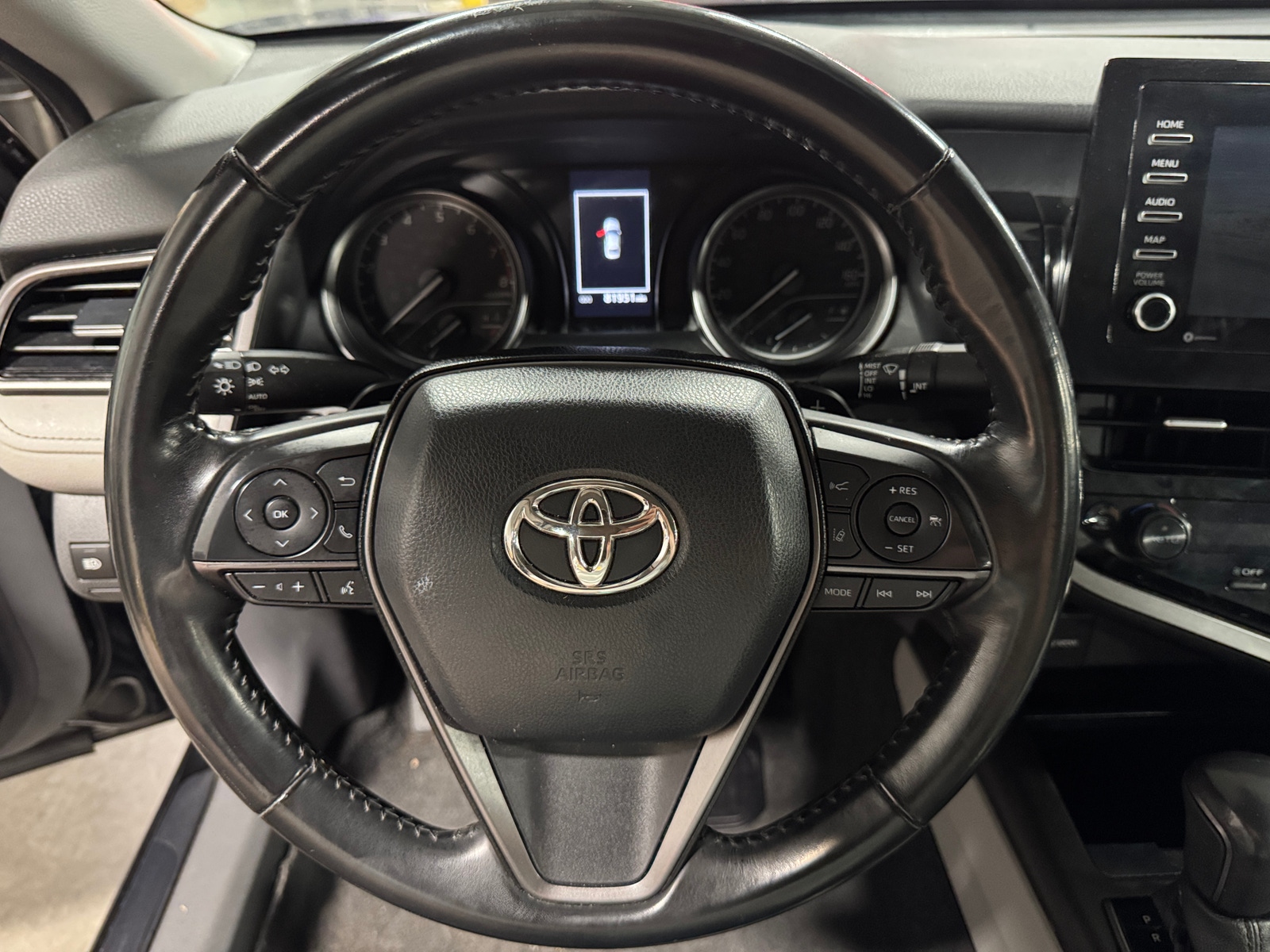 Thumbnail: 2022 Toyota Camry - 4