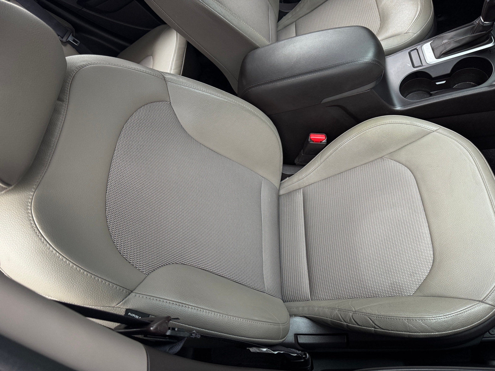 Thumbnail: 2015 Hyundai Tucson - 2