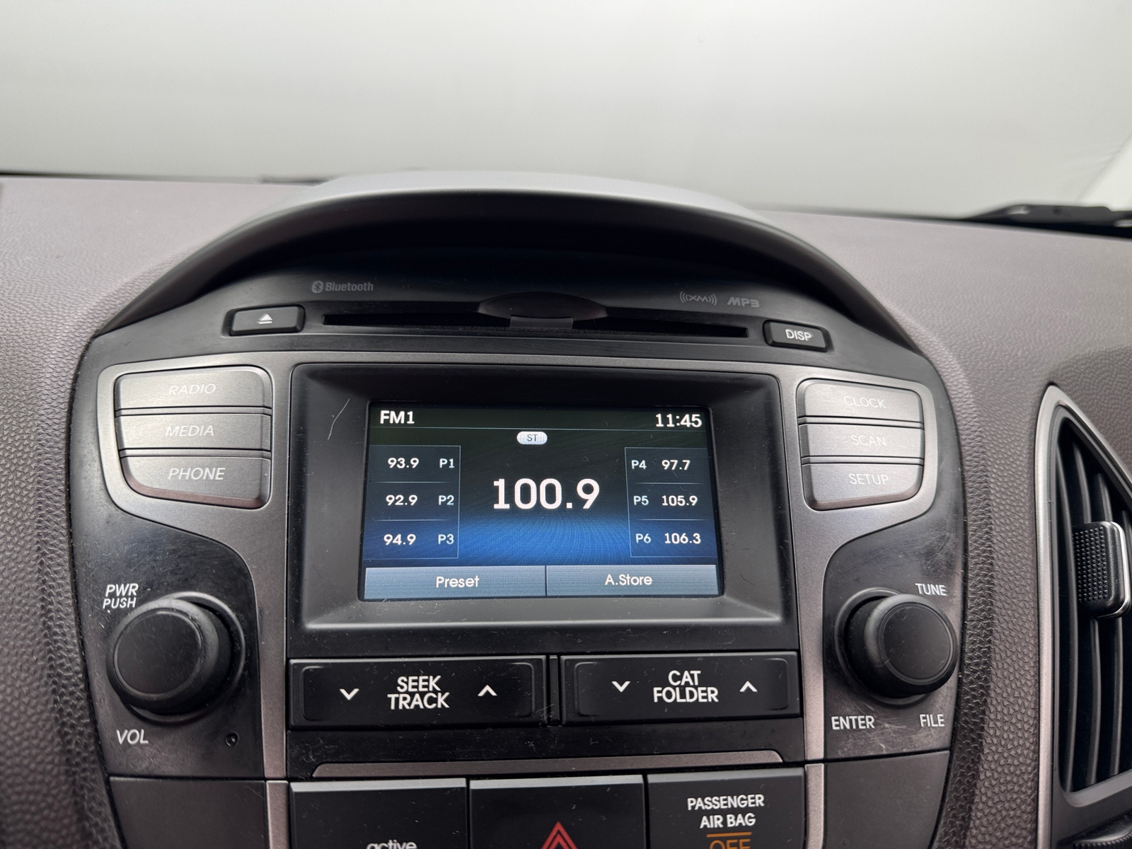 Thumbnail: 2015 Hyundai Tucson - 4