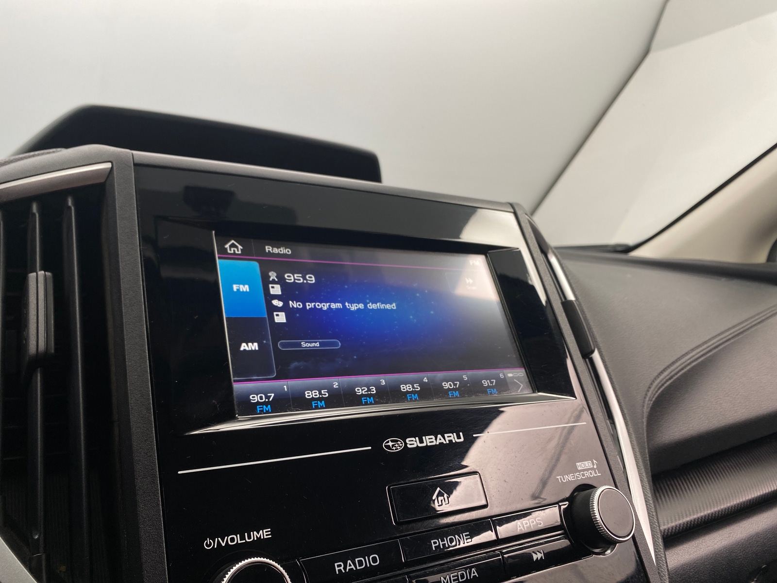 Thumbnail: 2019 Subaru Crosstrek - 4