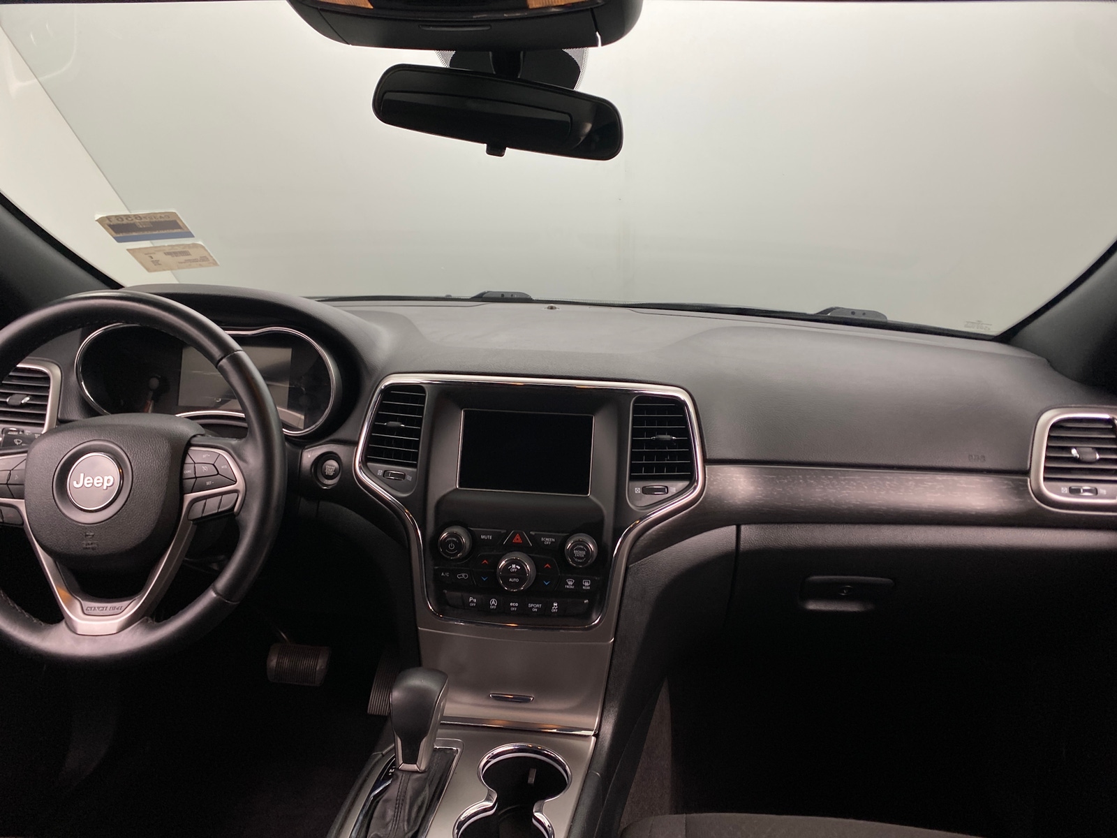 Thumbnail: 2018 Jeep Grand Cherokee - 3