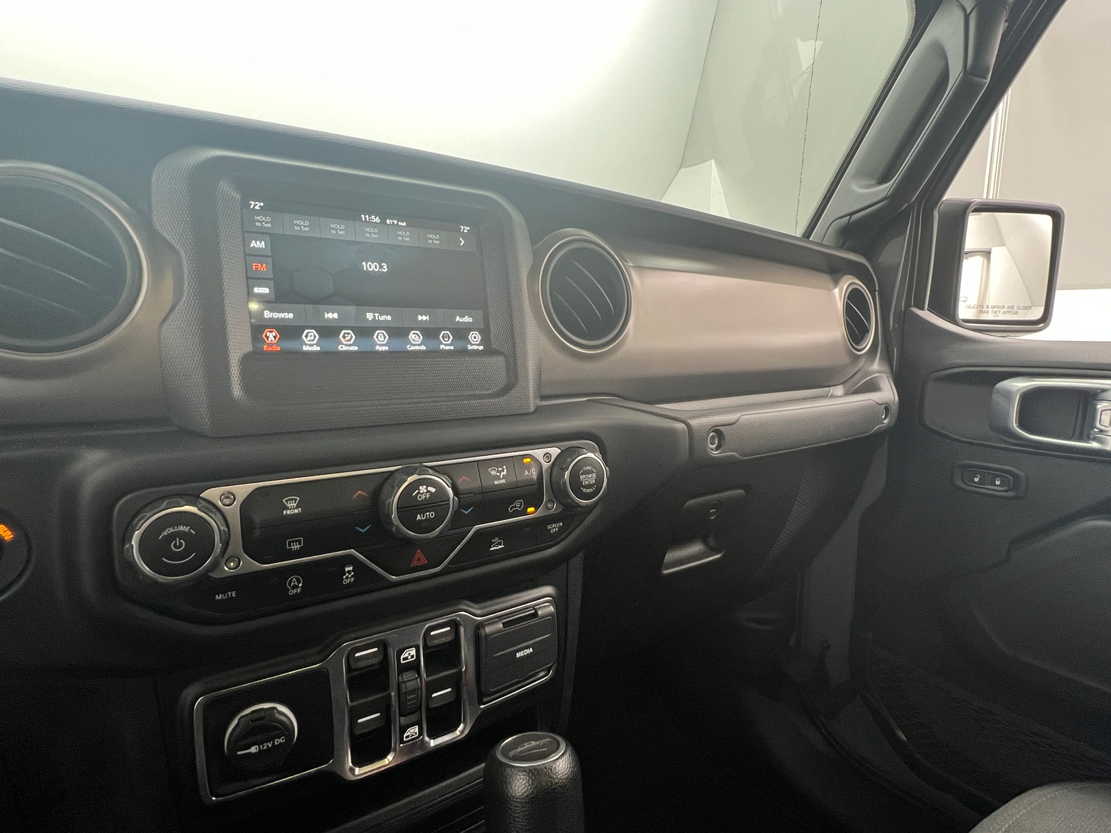 Thumbnail: 2021 Jeep Gladiator - 4