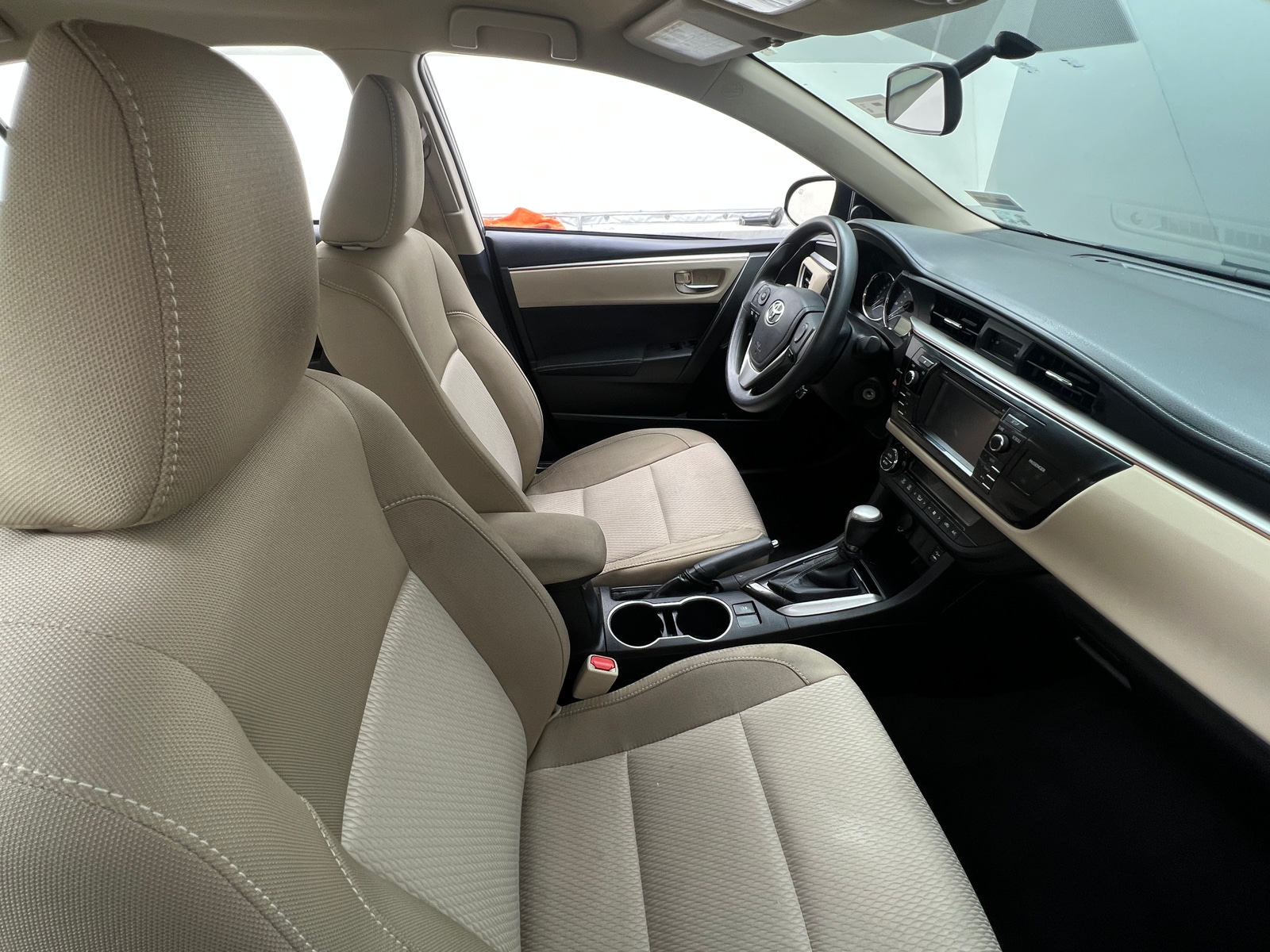 Thumbnail: 2016 Toyota Corolla - 2