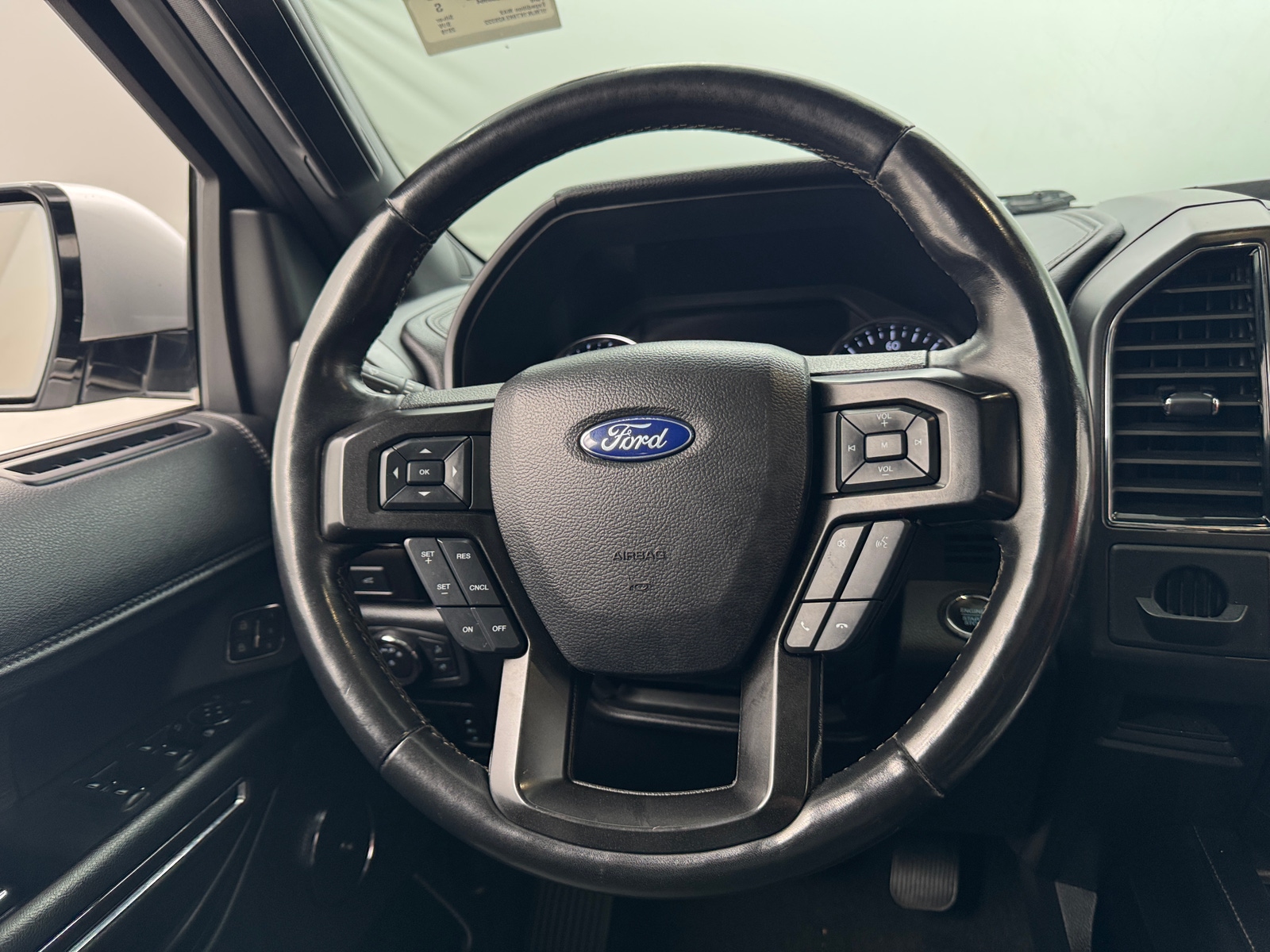 Thumbnail: 2019 Ford Expedition MAX - 4
