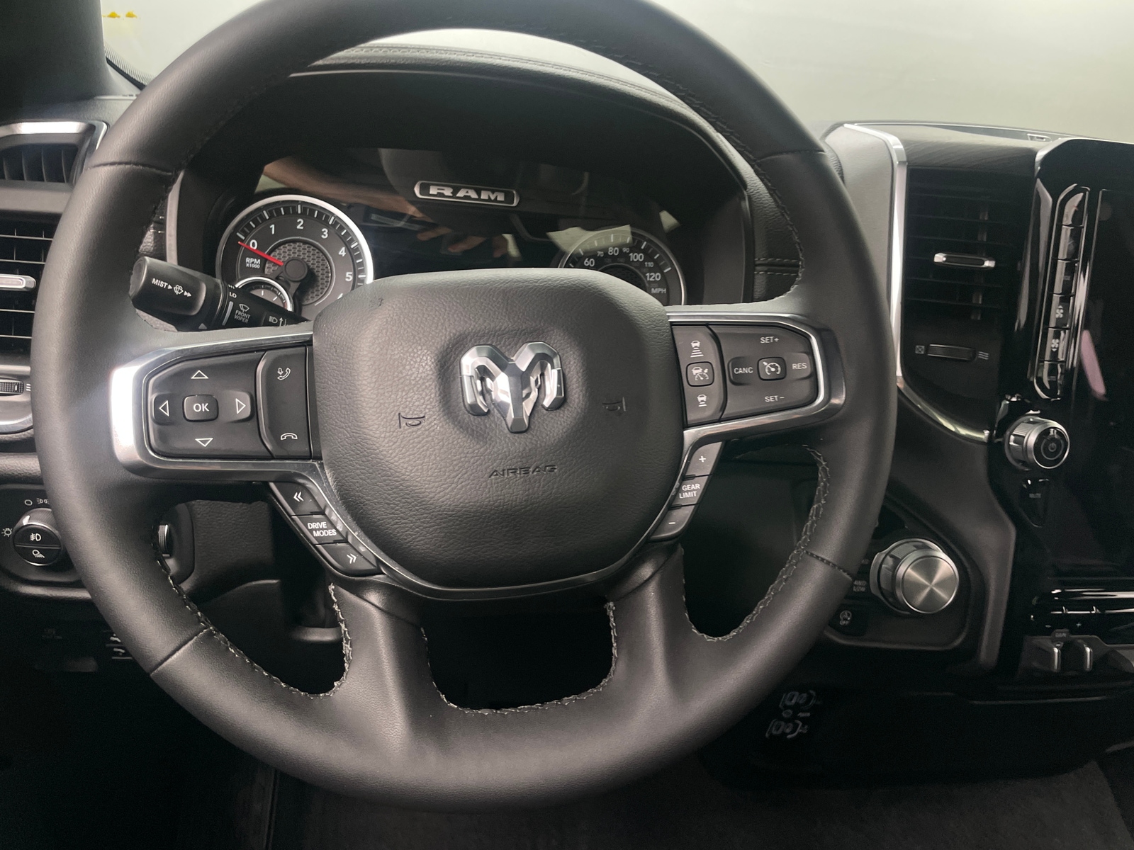 Thumbnail: 2025 RAM 1500 - 4