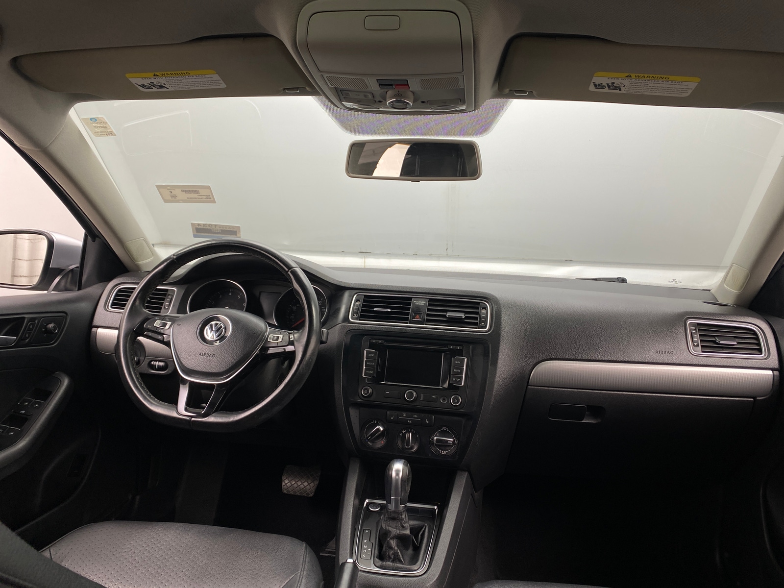 Thumbnail: 2015 Volkswagen Jetta - 3