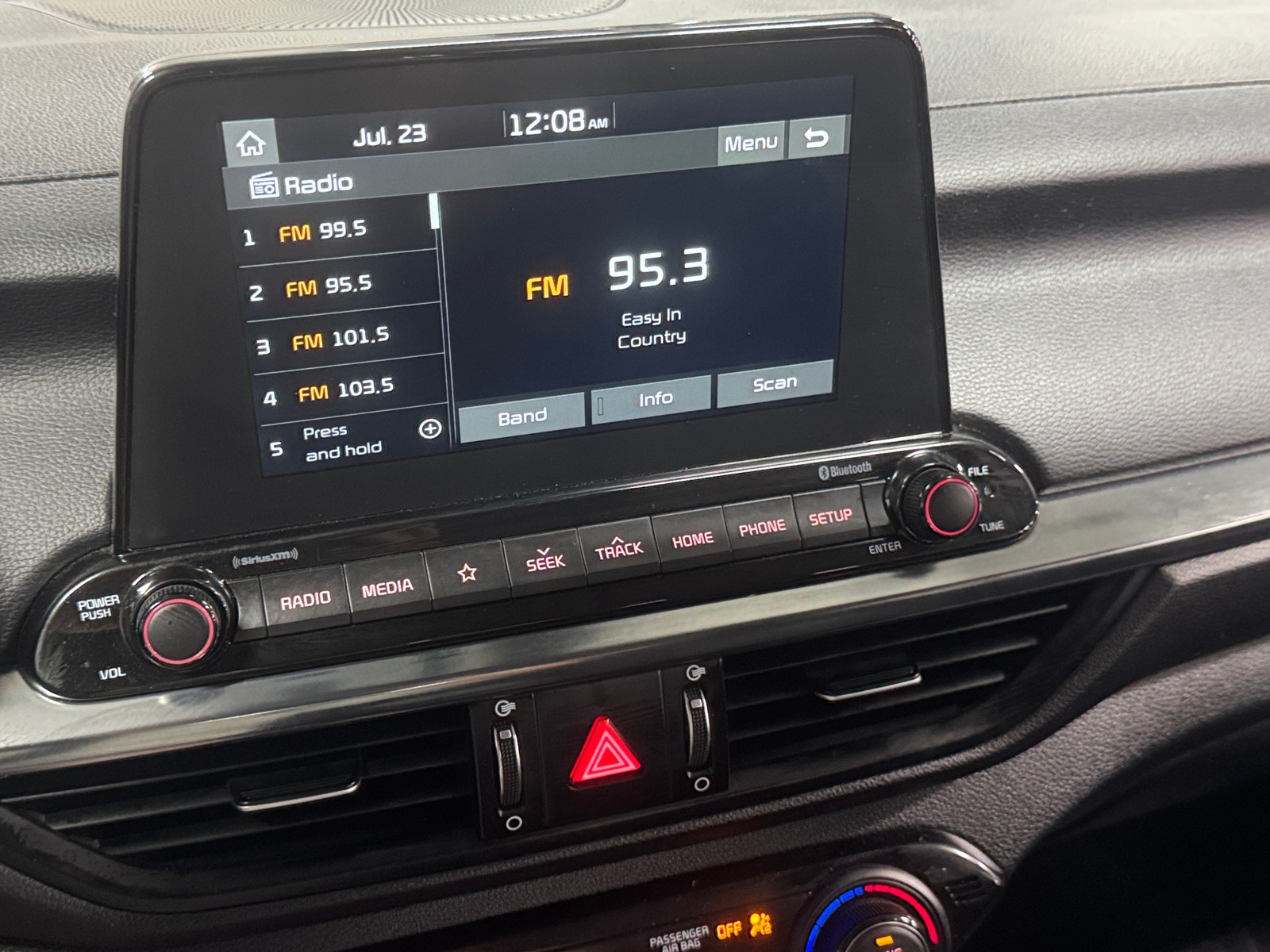 Thumbnail: 2019 Kia Forte - 4