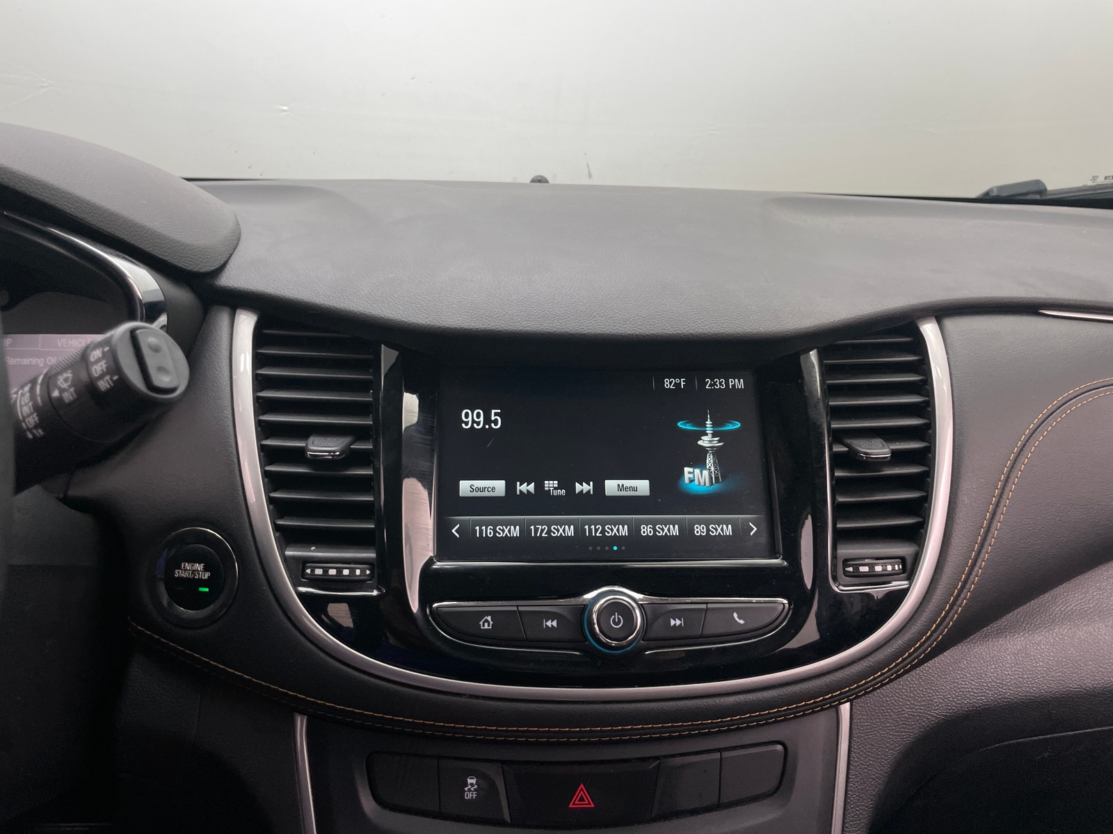 Thumbnail: 2017 Chevrolet Trax - 4