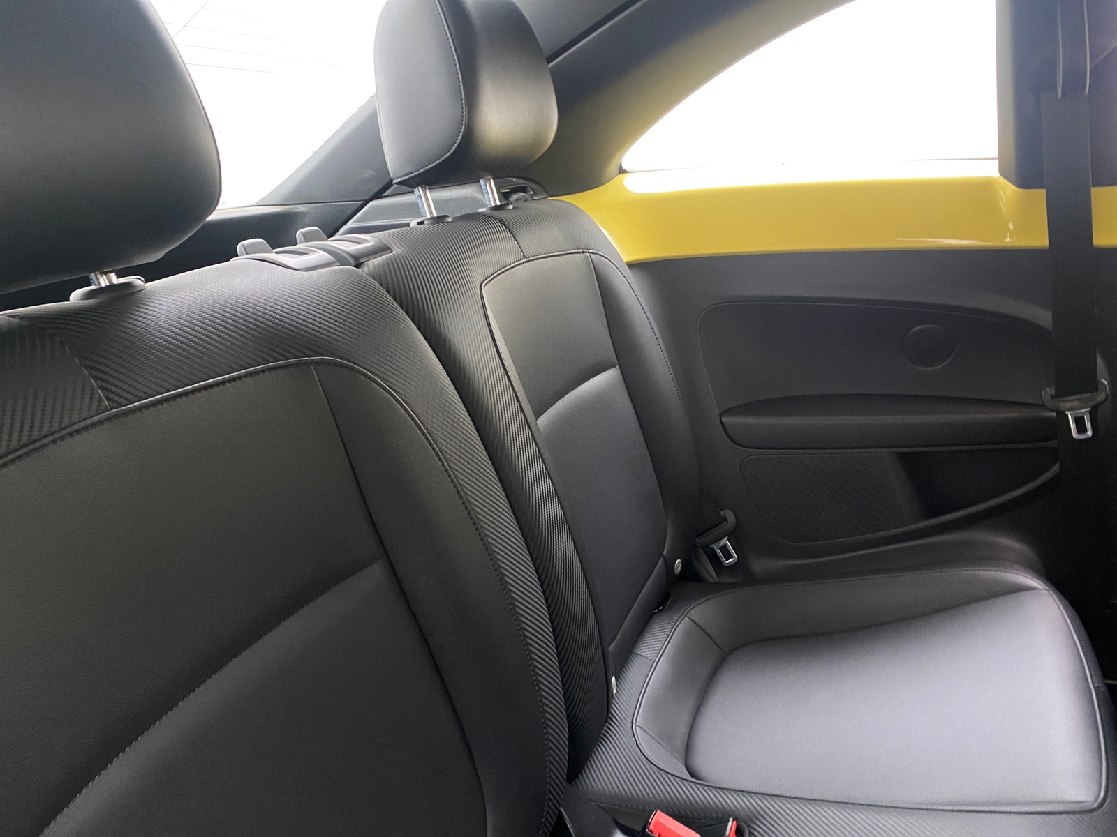 Thumbnail: 2014 Volkswagen Beetle - 6