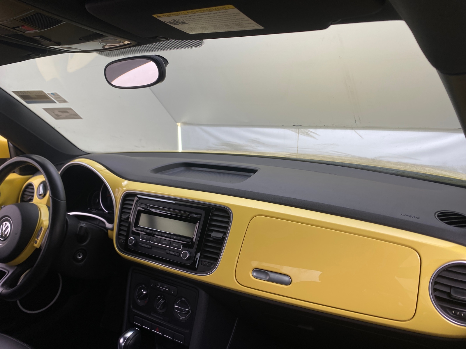 Thumbnail: 2014 Volkswagen Beetle - 3