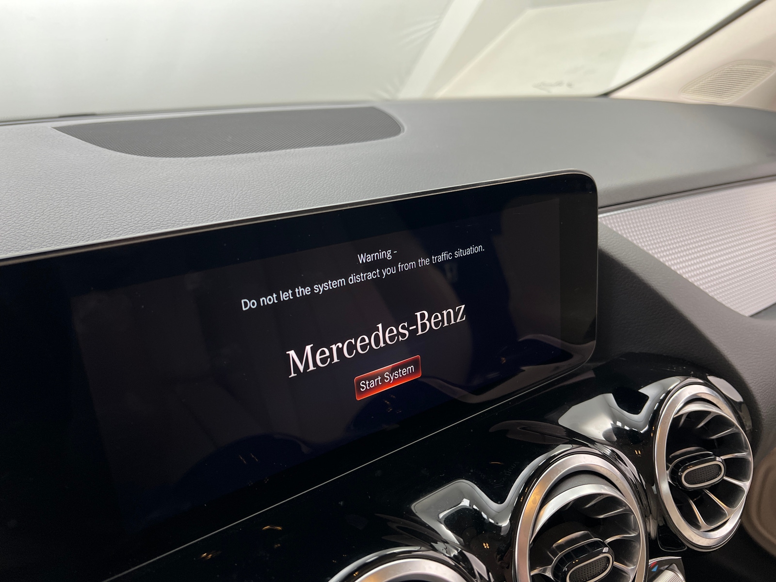 Thumbnail: 2023 Mercedes-Benz GLA - 3