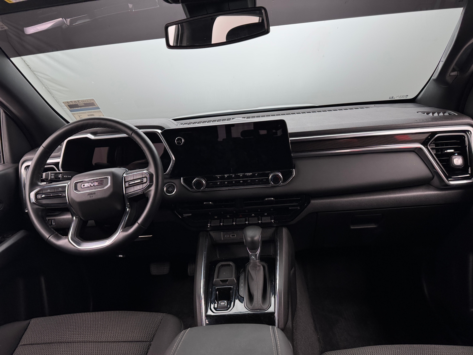 Thumbnail: 2023 GMC Canyon - 3