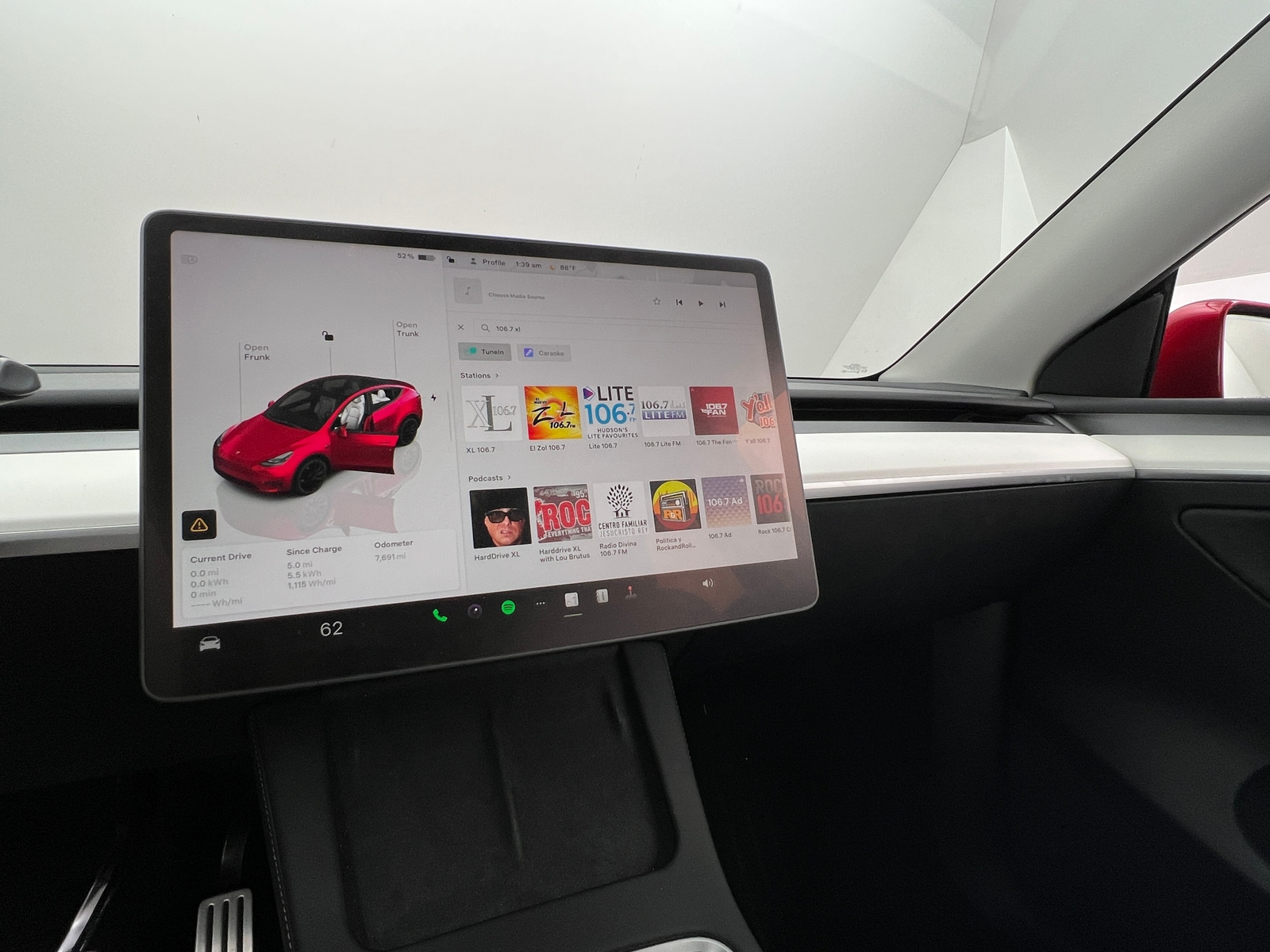 Thumbnail: 2024 Tesla Model Y - 2