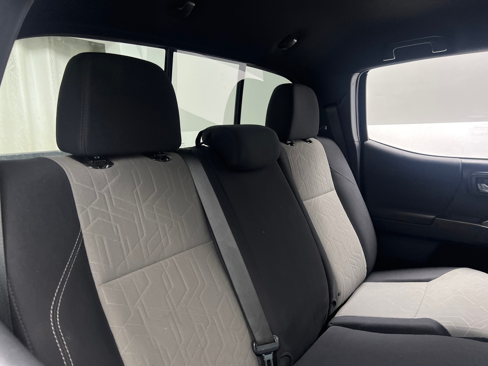 Thumbnail: 2020 Toyota Tacoma - 6