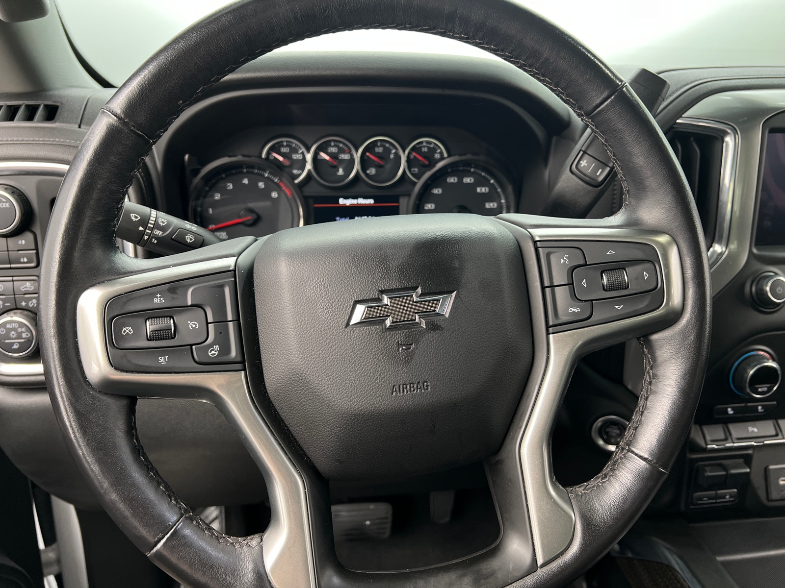 Thumbnail: 2022 Chevrolet Silverado 1500 - 4