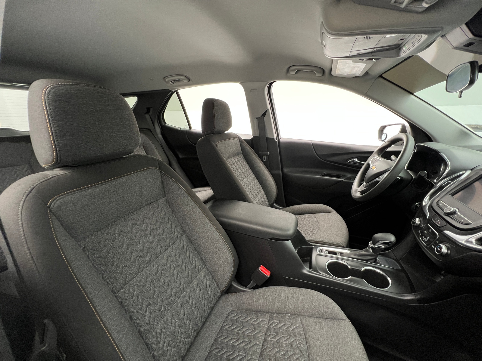Thumbnail: 2022 Chevrolet Equinox - 2