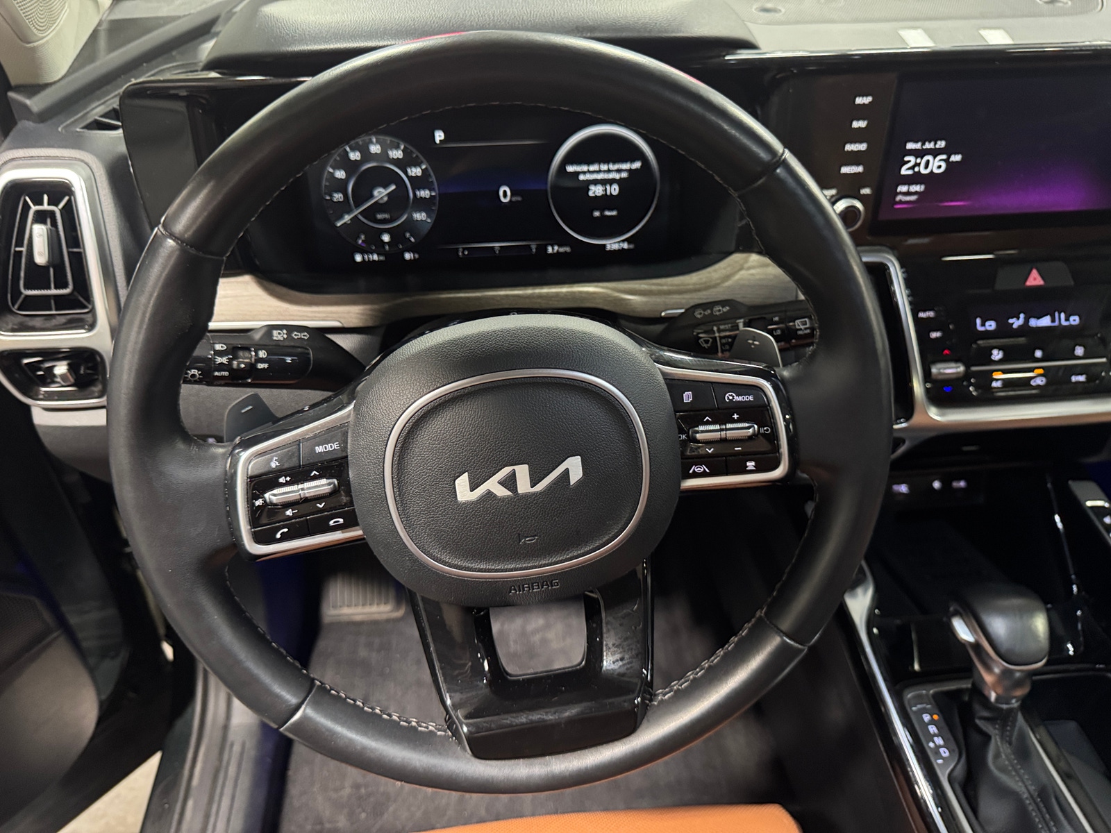 Thumbnail: 2022 Kia Sorento - 4