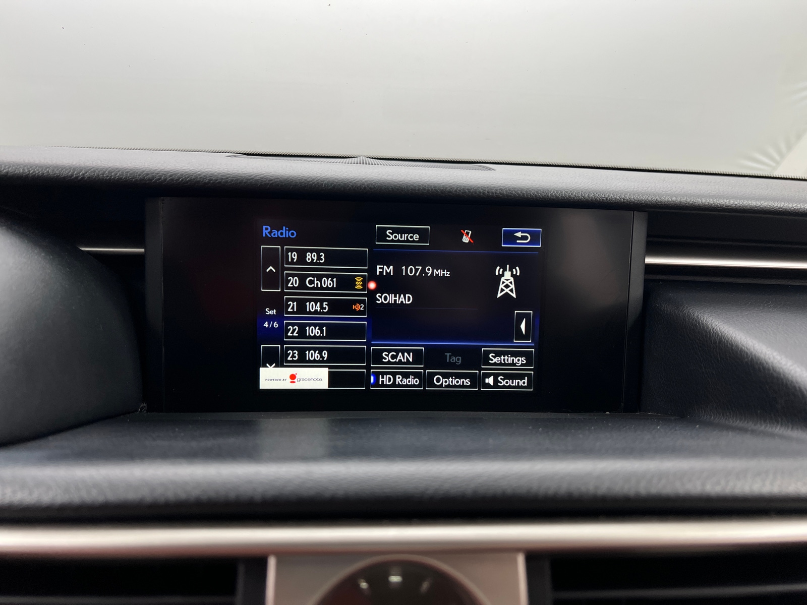 Thumbnail: 2015 Lexus IS - 3