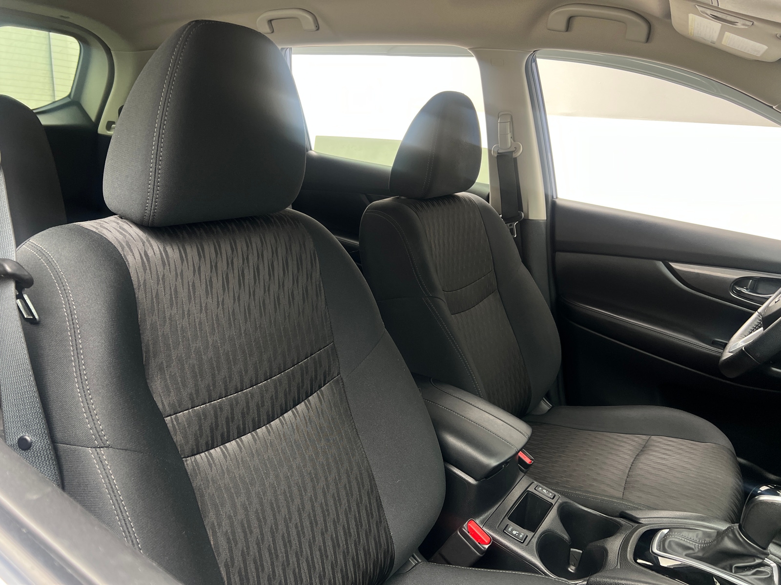 Thumbnail: 2020 Nissan Rogue - 2
