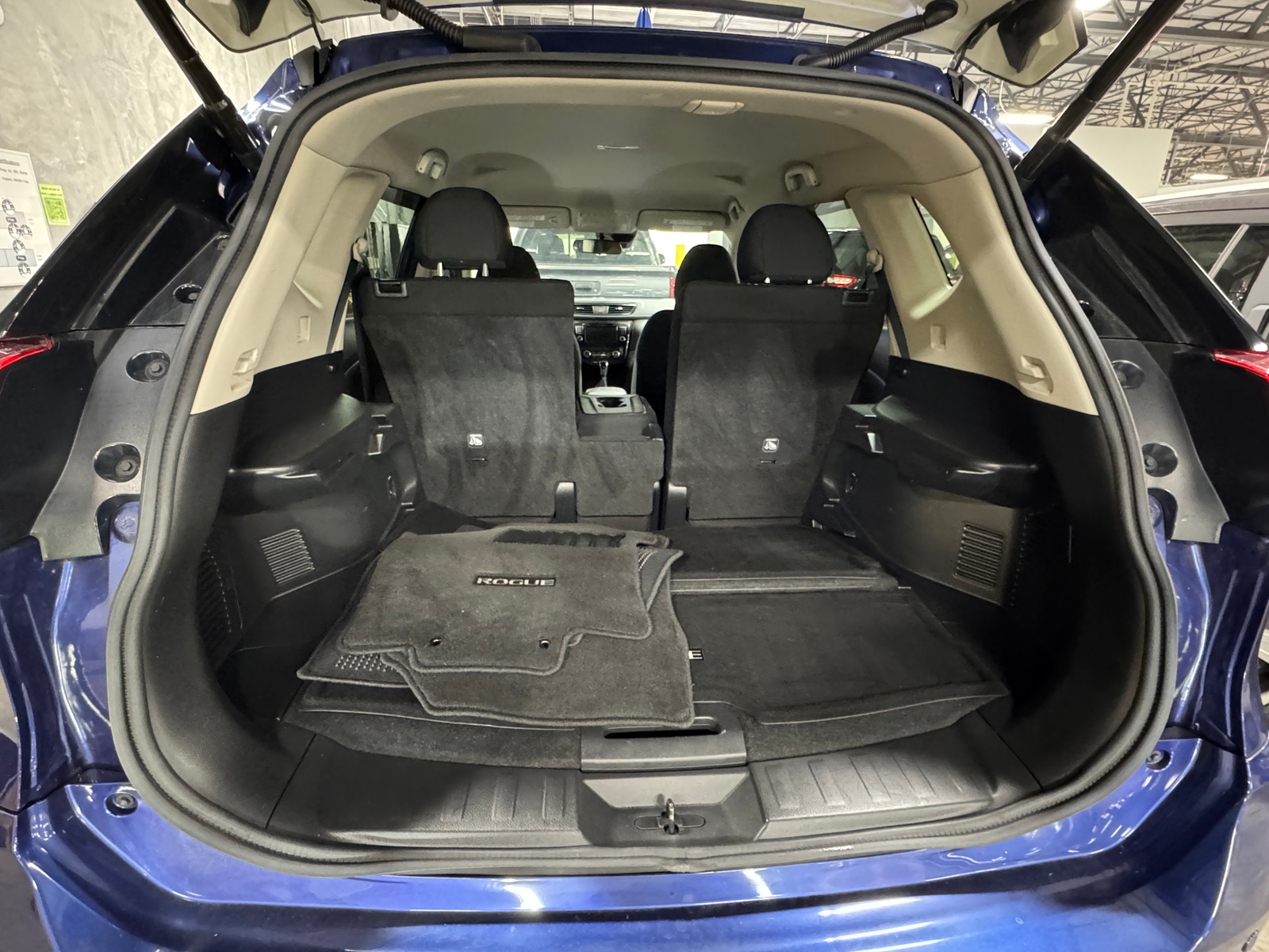 Thumbnail: 2020 Nissan Rogue - 7