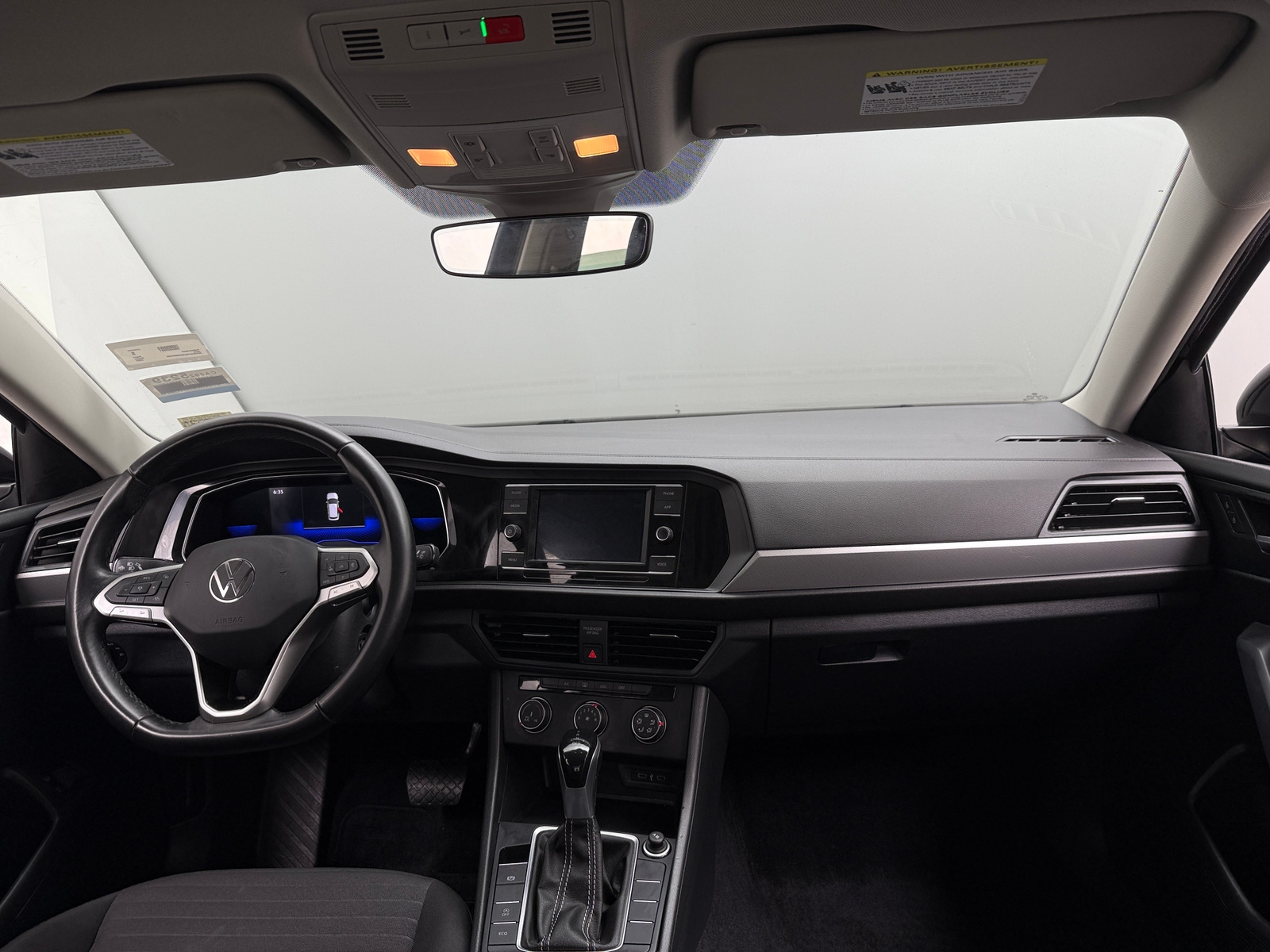 Thumbnail: 2022 Volkswagen Jetta - 3