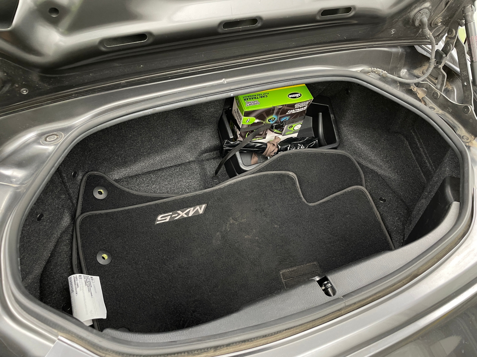 Thumbnail: 2019 Mazda MX-5 Miata - 6
