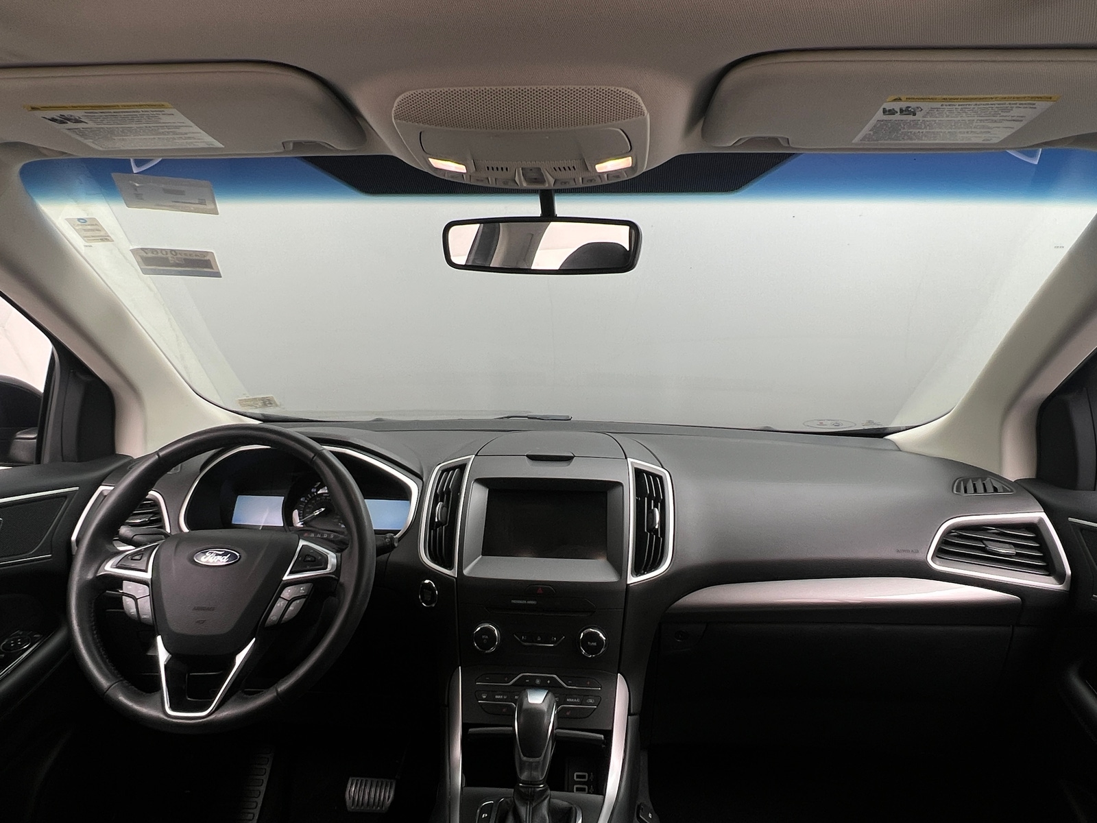 Thumbnail: 2017 Ford Edge - 3