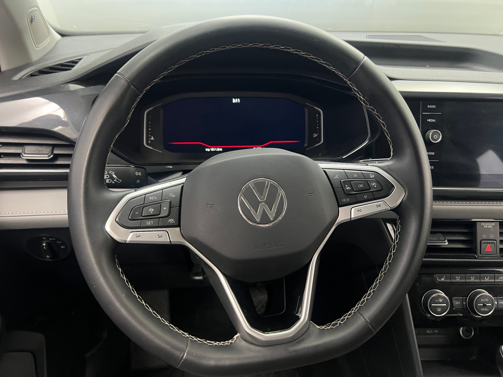 Thumbnail: 2023 Volkswagen Taos - 4