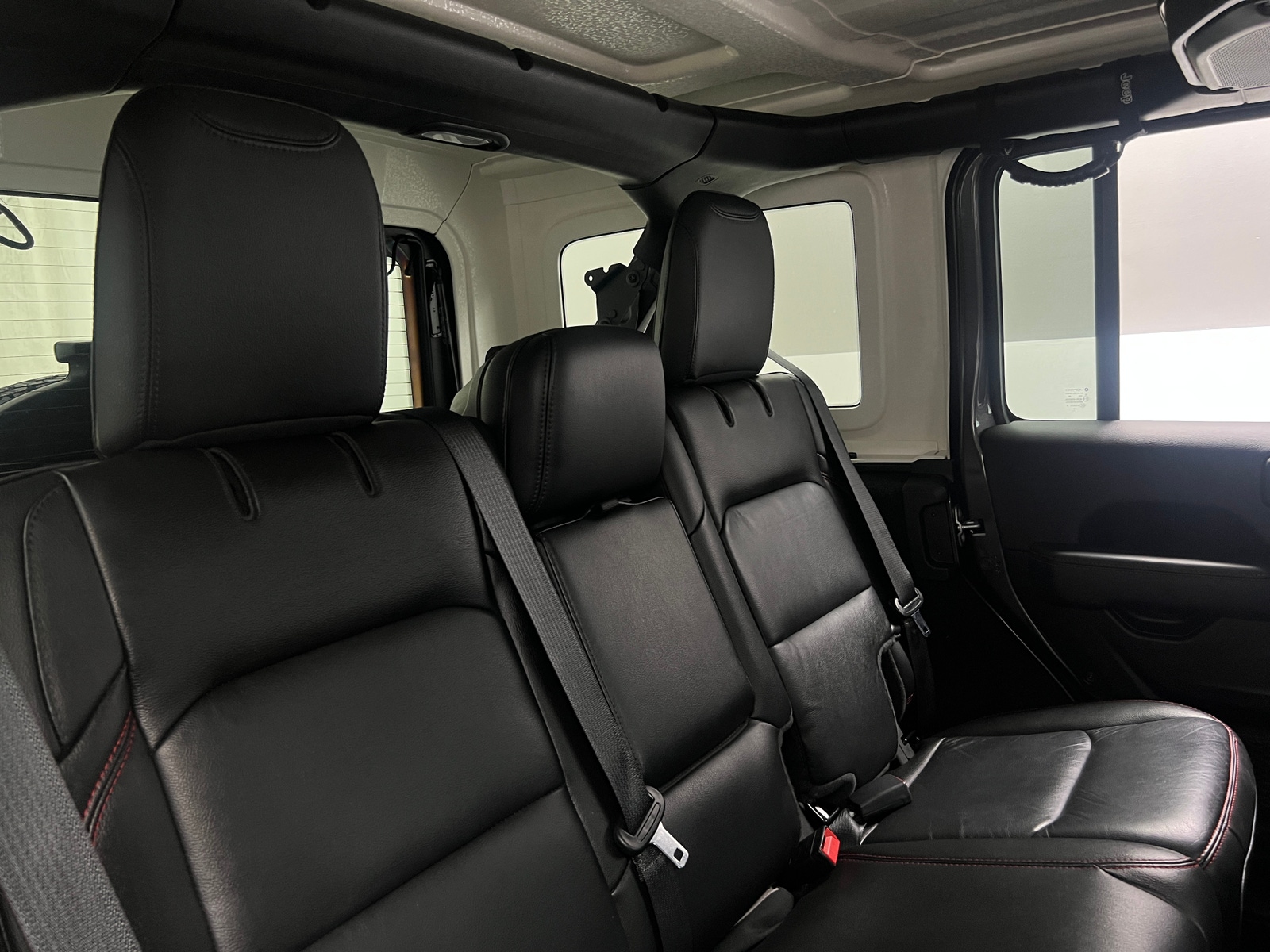 Thumbnail: 2021 Jeep Wrangler - 6